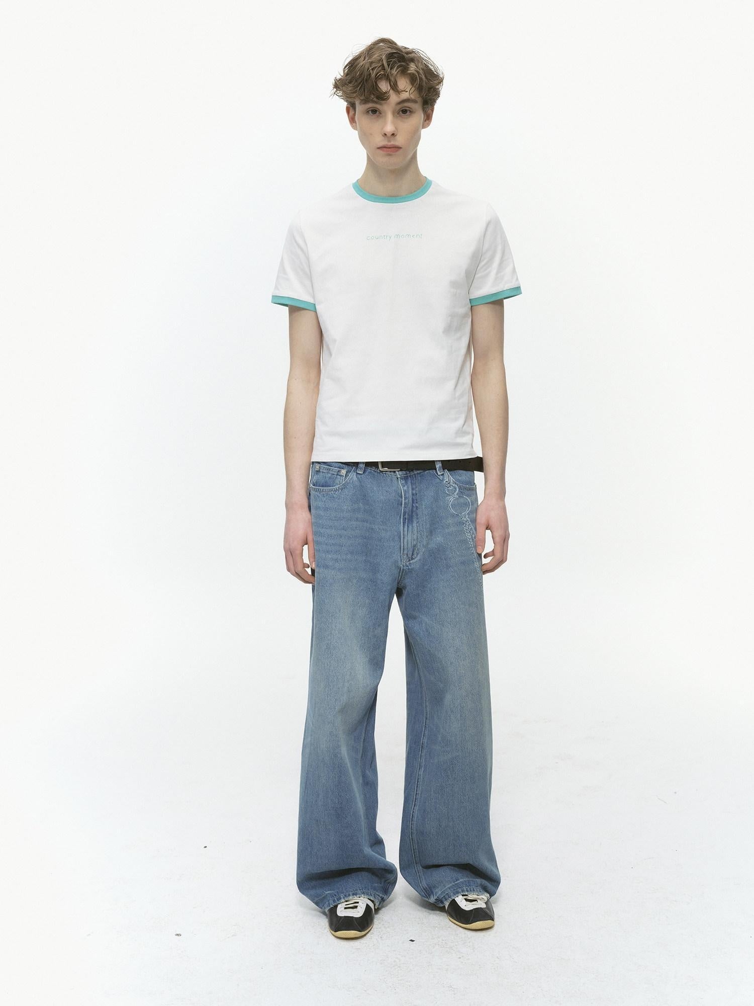 Country Moment 100 Percent Cotton Contrast Logo Youth Casual Unisex Short Sleeve T-Shirts