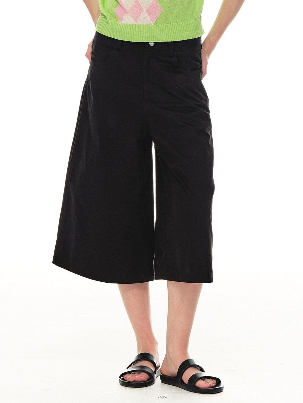 Country Moment Breathable Cotton Relaxed Fit Solid Mid Rise Unisex Casual Mid-Length Shorts