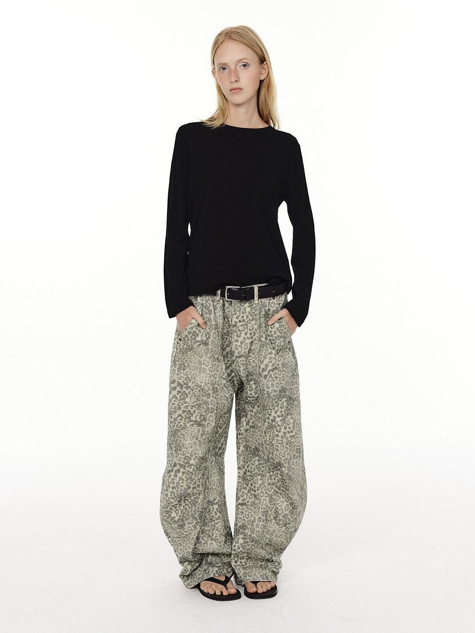 Country Moment 100% Cotton Mid Rise Relaxed Fit Leopard Print Zipper Fly Unisex Wide Leg Jeans