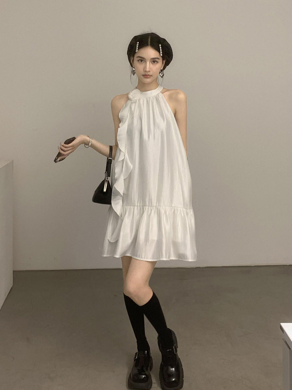 DDGIRL studio Soft Polyester Halter Aline Loose Commuter Party Back Zipper Mini Dresses