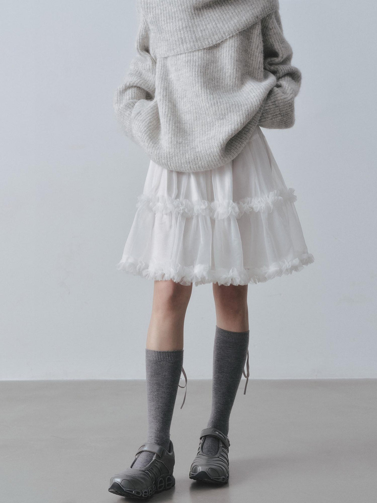 DDGIRL studio Breathable Lined High Waist A Line Pleated Ruffle Commuter White Mini Skirts