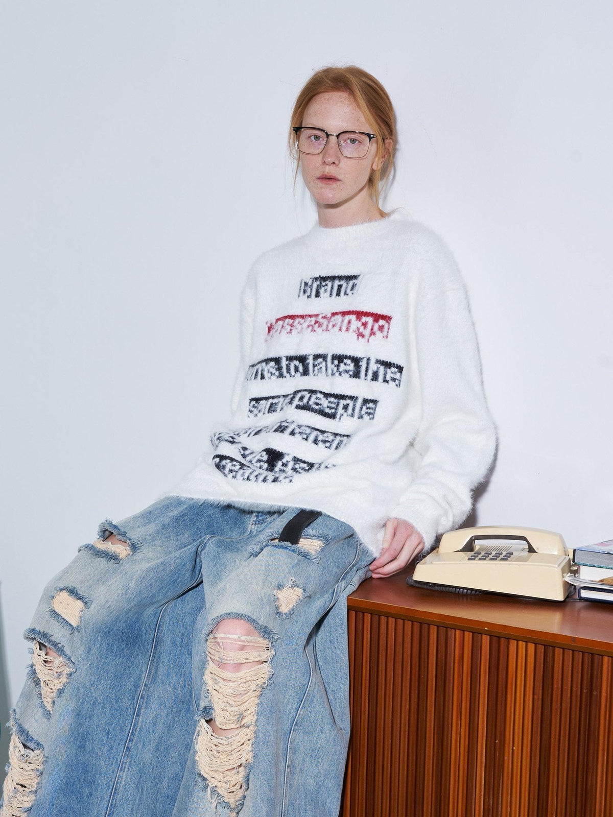 CasseSango Jacquard Letter Crewneck Pullover Trendy Youth Casual White Knit Sweaters
