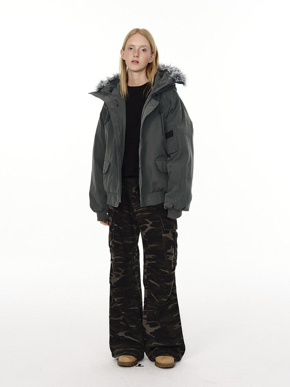 Country Moment 650Fp White Duck Down Hooded Fur Collar Waterproof Unisex Casual Down Jackets