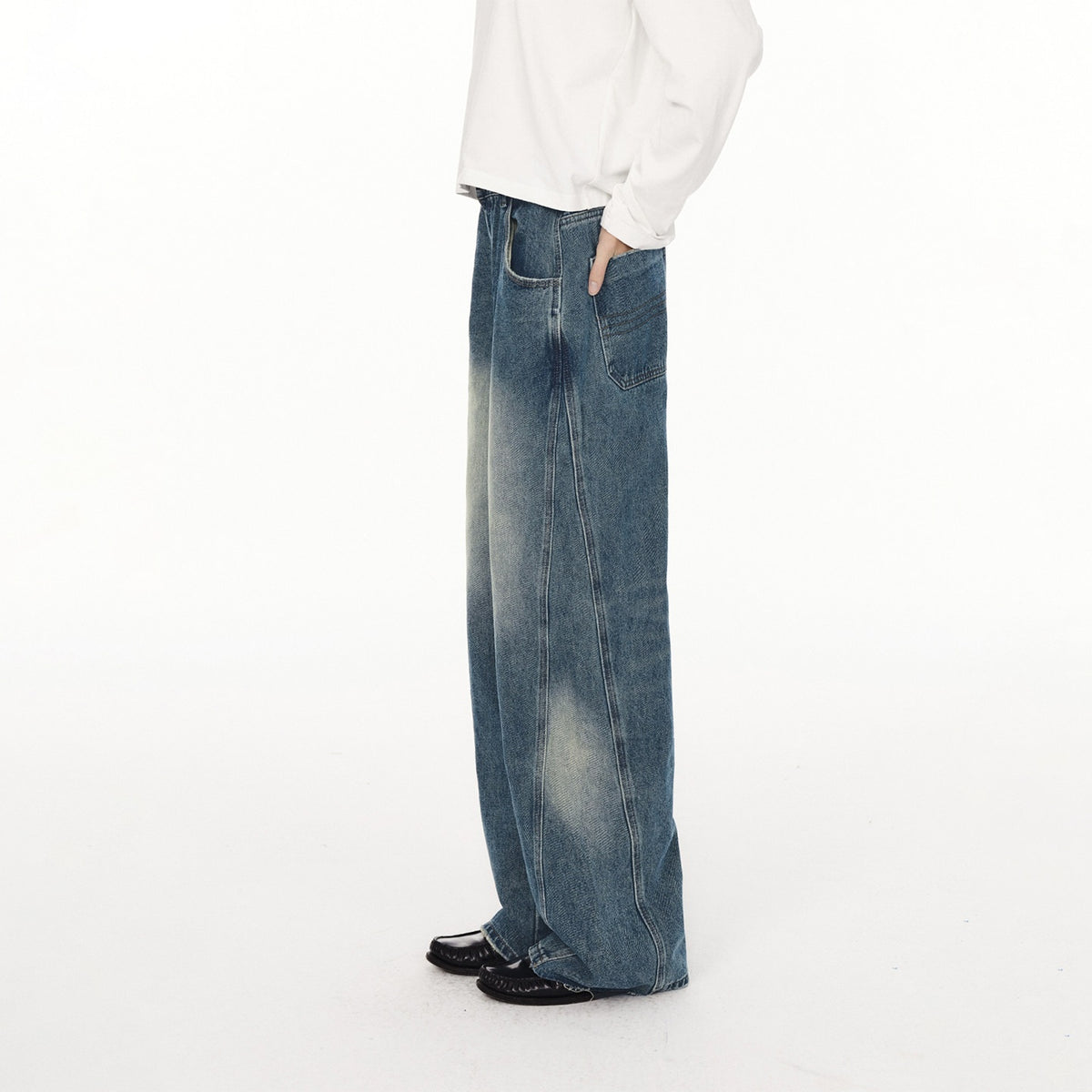 Country_Moment_Soft_Cotton_Blend_Mid_Rise_Relaxed_Vintage_Gradient_Blue_Straight_Leg_Jeans_MISSTT