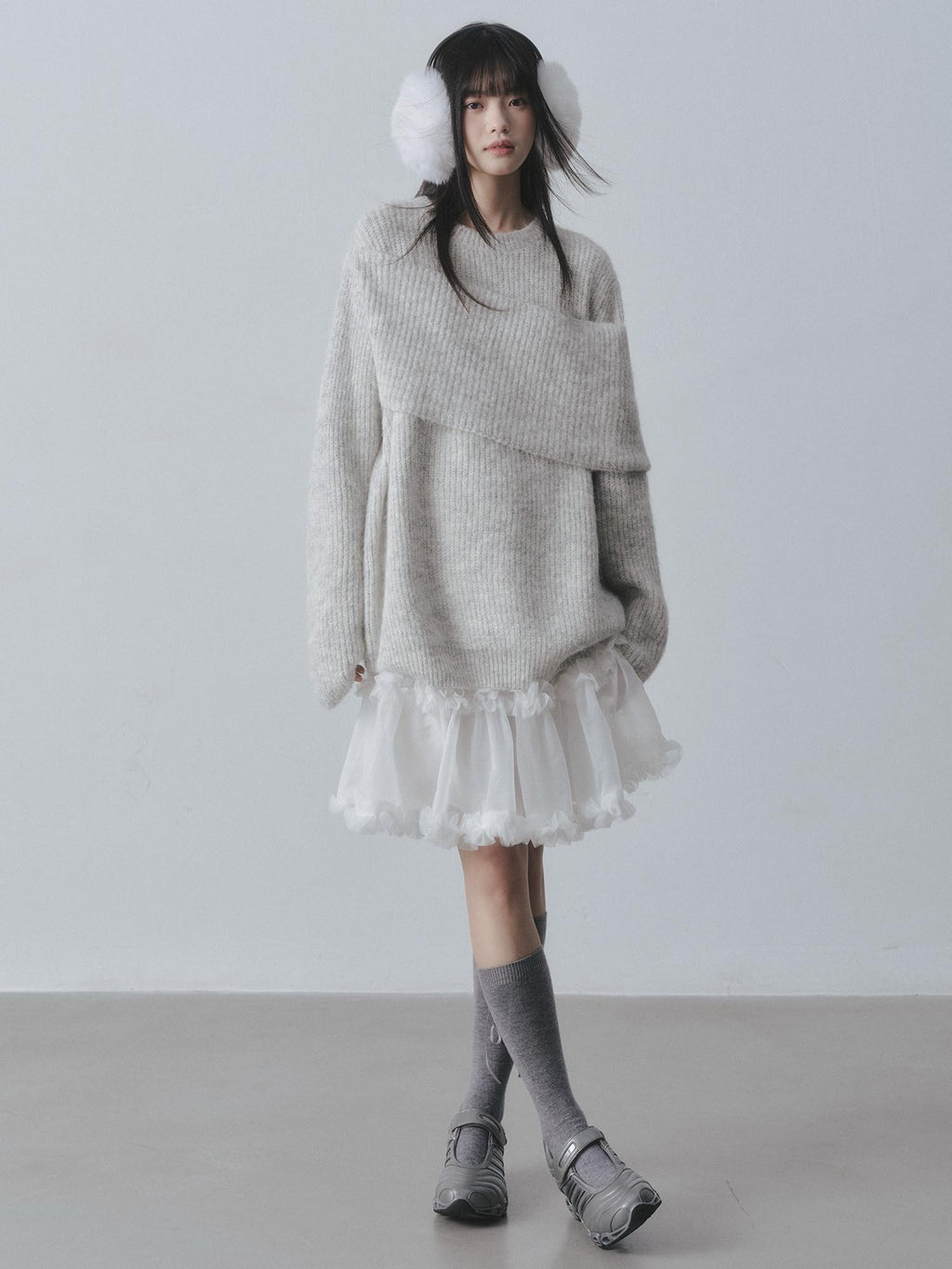 DDGIRL studio Ultra Soft Relaxed Patchwork Round Neck Women Light Gray Knit Sweaters