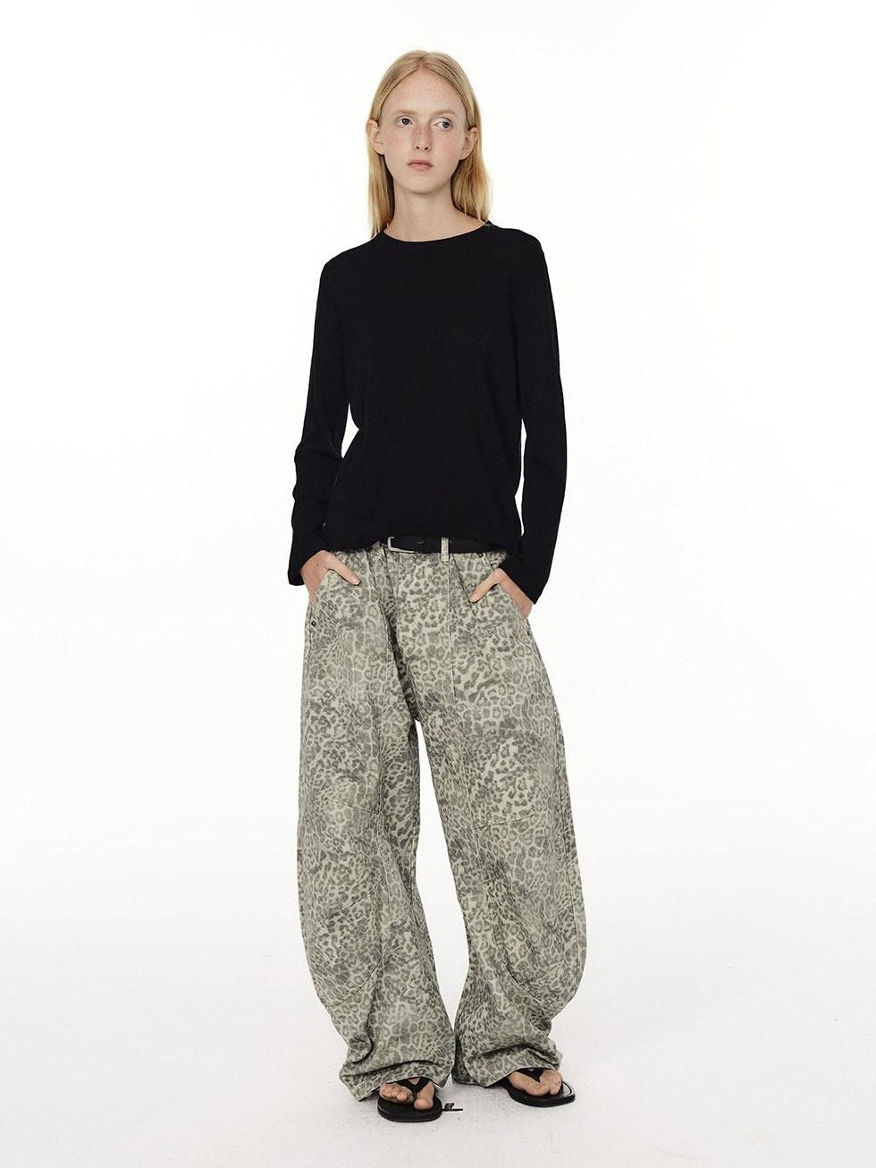 Country Moment 100% Cotton Mid Rise Relaxed Fit Leopard Print Zipper Fly Unisex Wide Leg Jeans