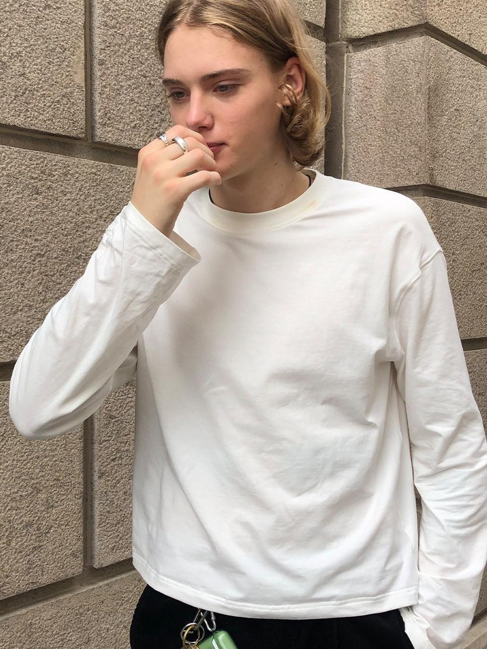 Country Moment Skin Friendly Breathable Cotton Relaxed Unisex Crew Neck Long Sleeve T-Shirts