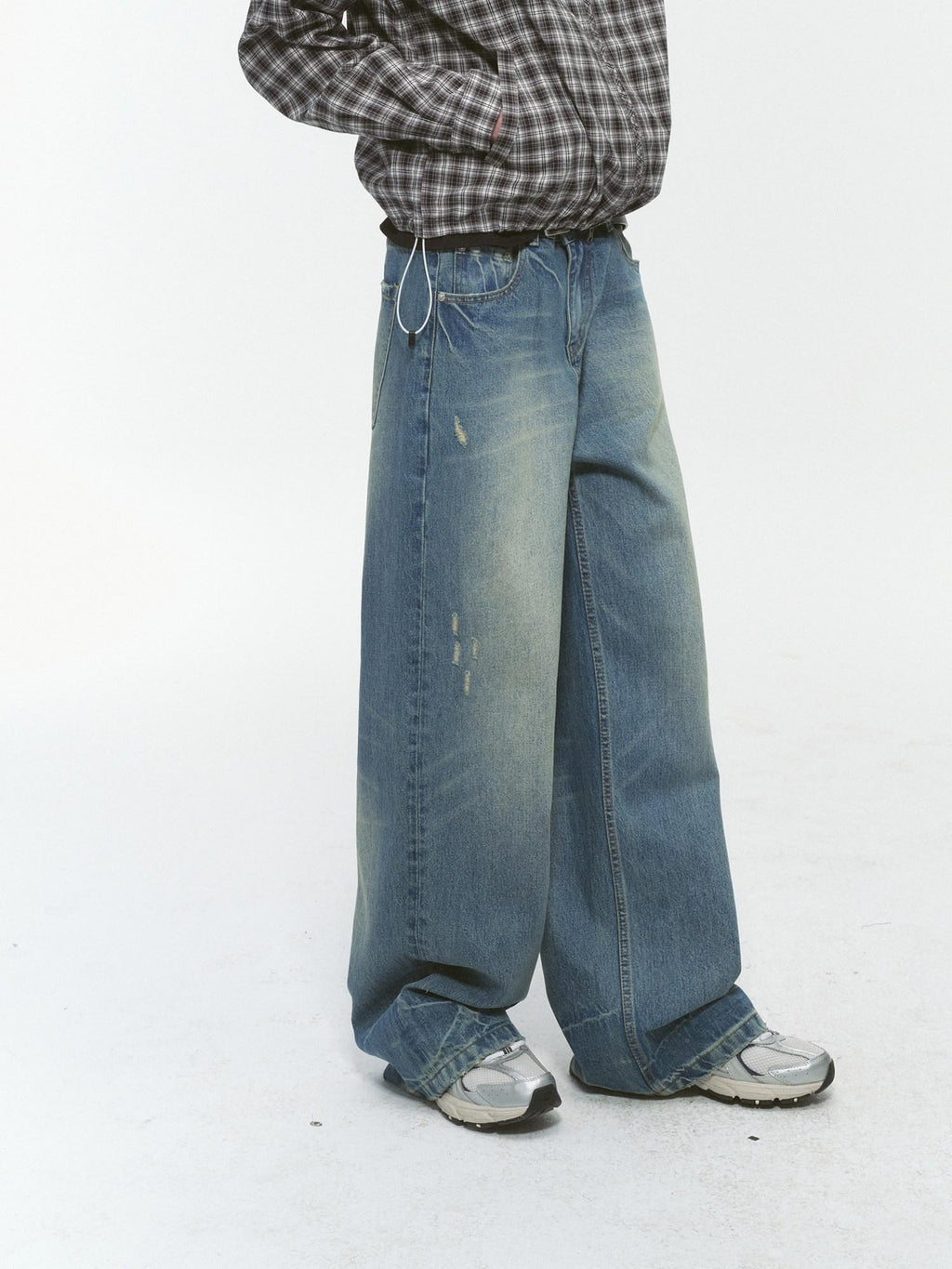 Country Moment Vintage Washed Gradient Mid Rise Distressed Casual Wide Leg Jeans