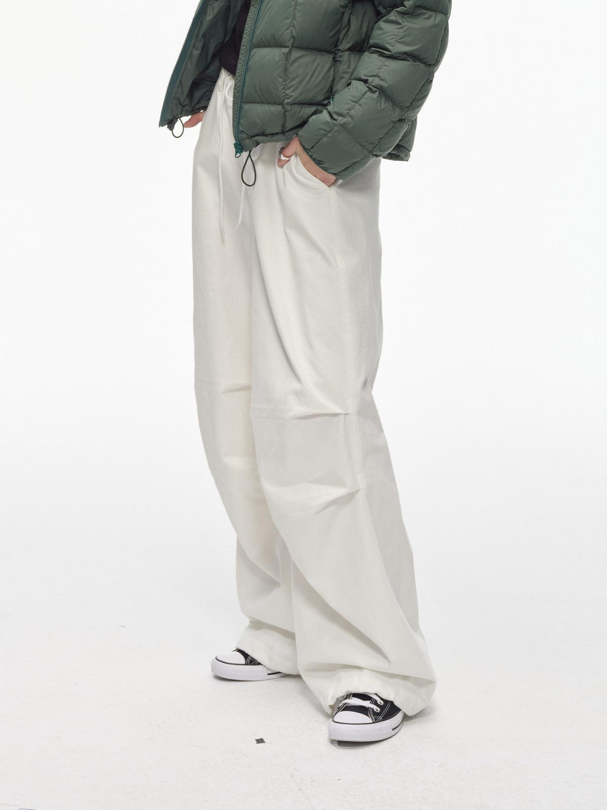 Country Moment Soft Breathable Cotton Loose Paratrooper Tapered Cuff Youth White Cargo Pants