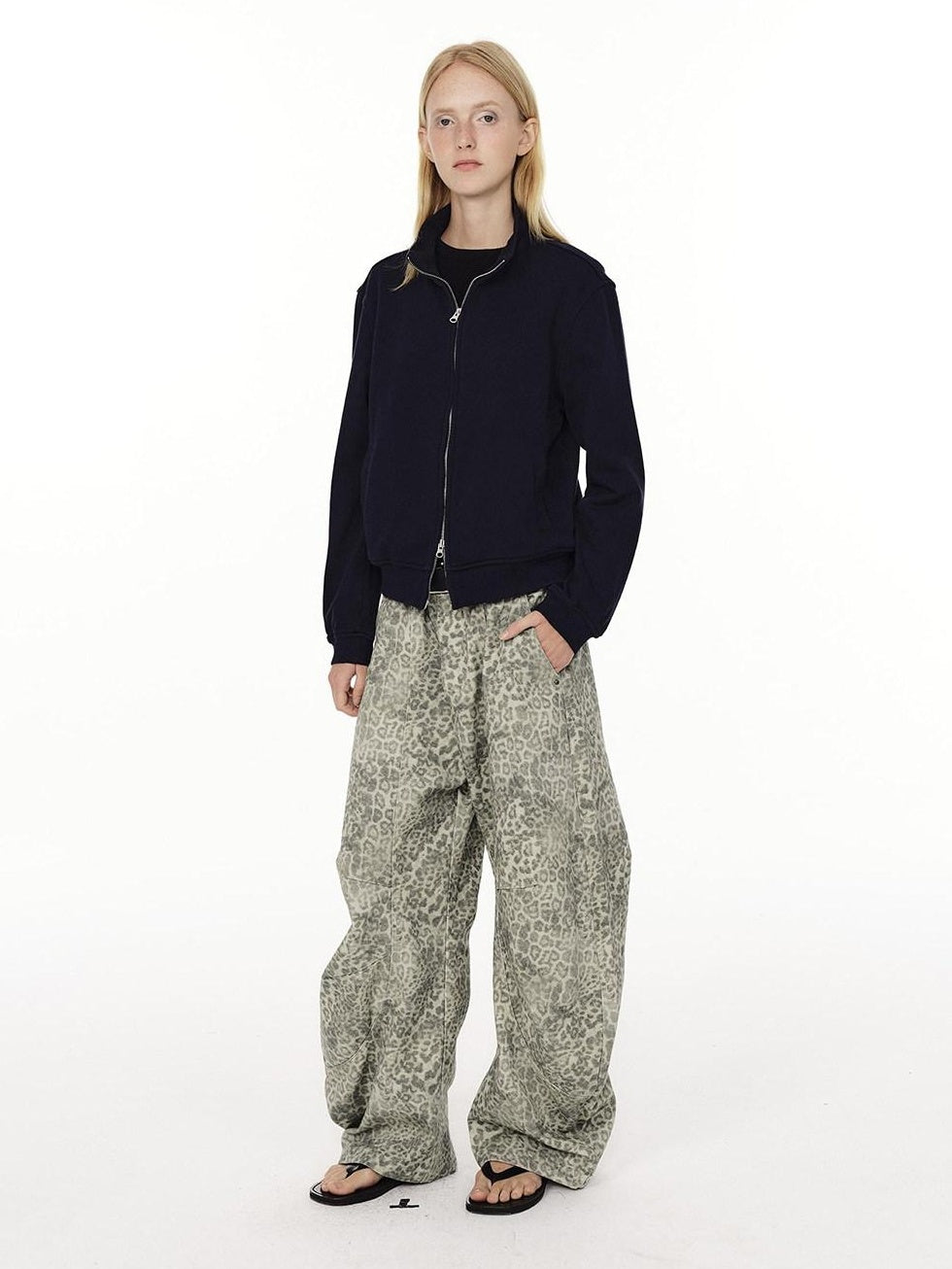 Country Moment 100% Cotton Mid Rise Relaxed Fit Leopard Print Zipper Fly Unisex Wide Leg Jeans