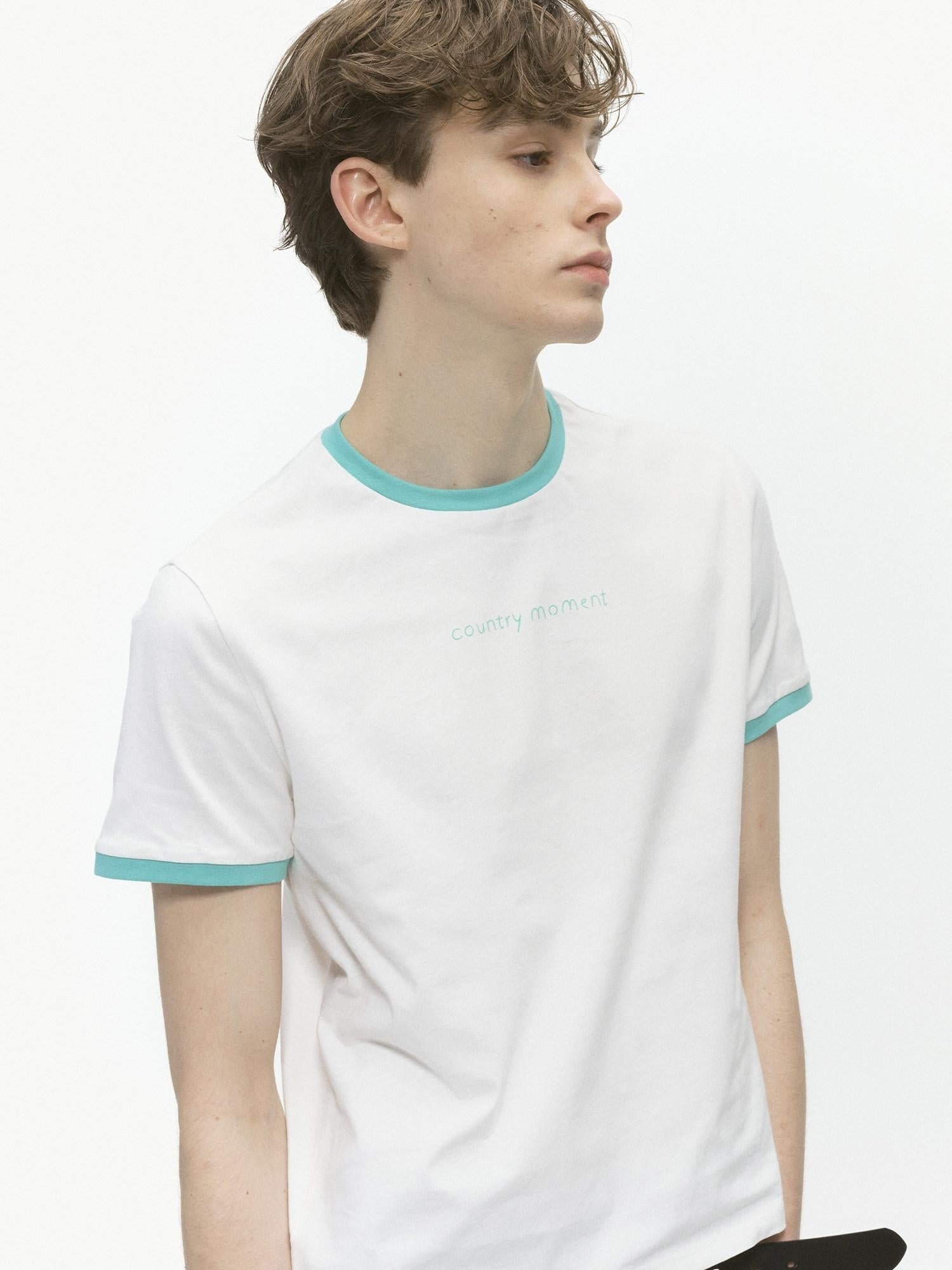 Country Moment 100 Percent Cotton Contrast Logo Youth Casual Unisex Short Sleeve T-Shirts