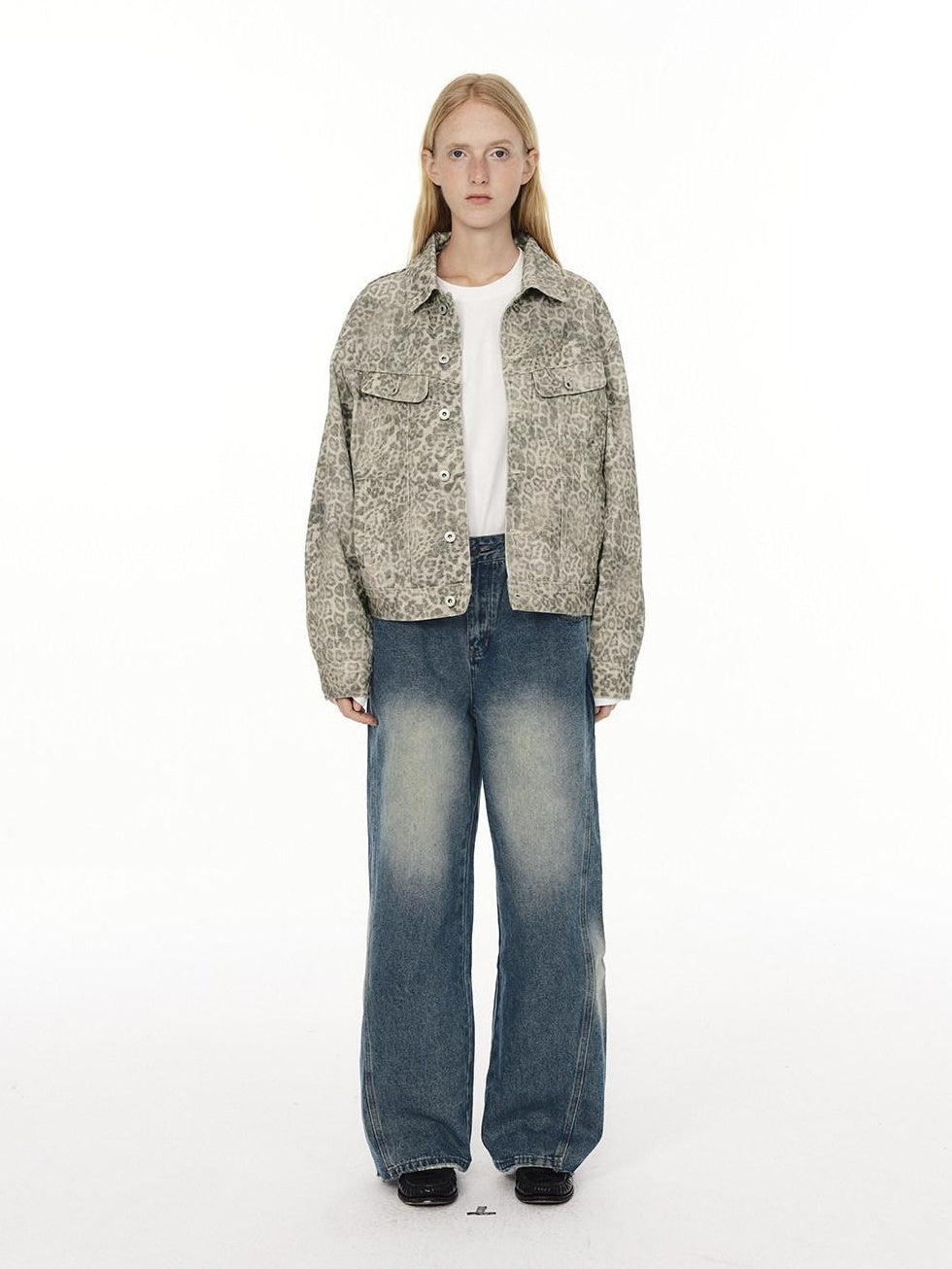 Country Moment Soft Cotton Blend Mid Rise Relaxed Vintage Gradient Blue Straight Leg Jeans