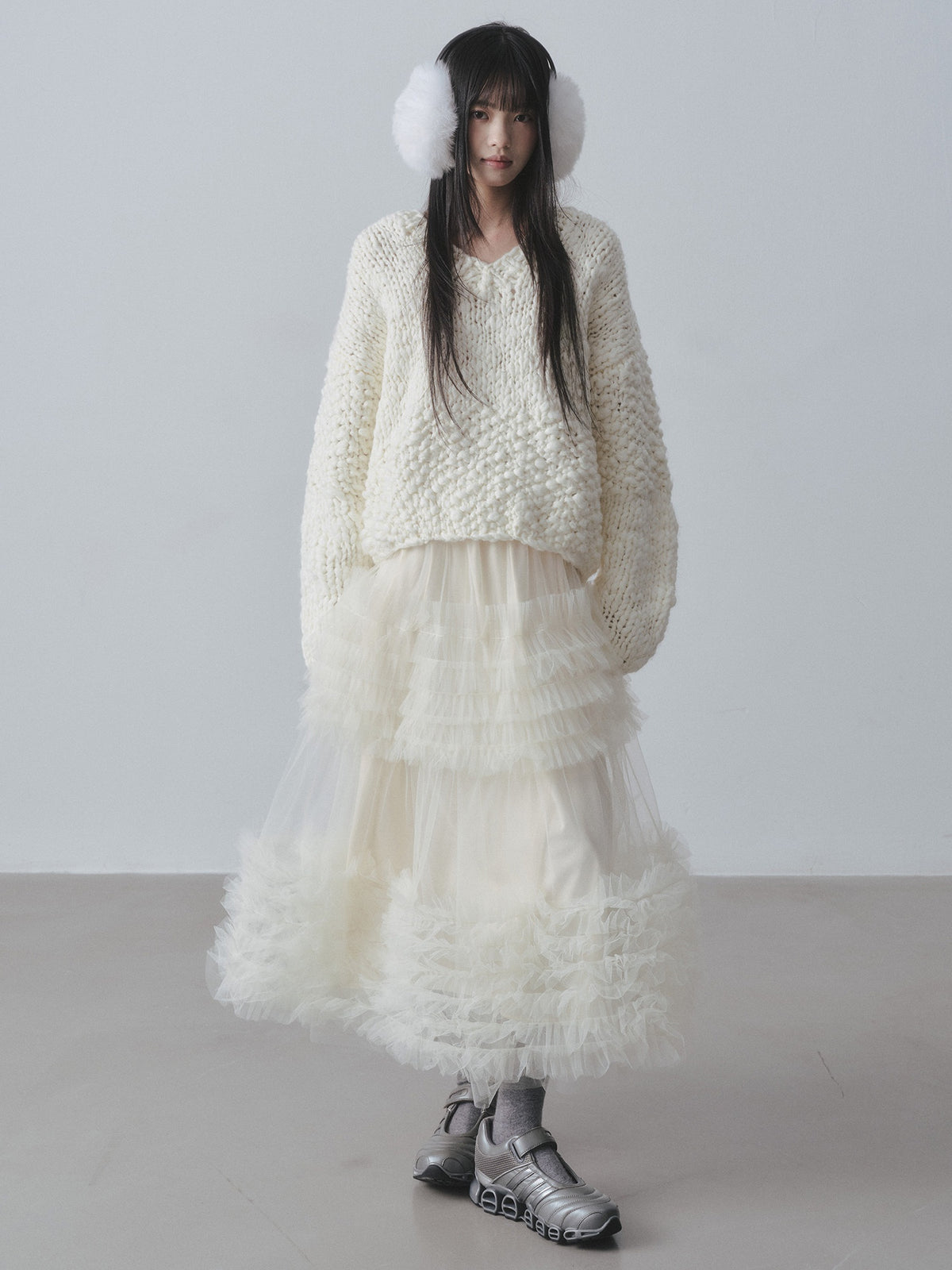 DDGIRL_studio_Cozy_Soft_Crochet_V-neck_Relaxed_Oversized_Women_Campus_Acrylic_Wool_Sweaters_MISSTT