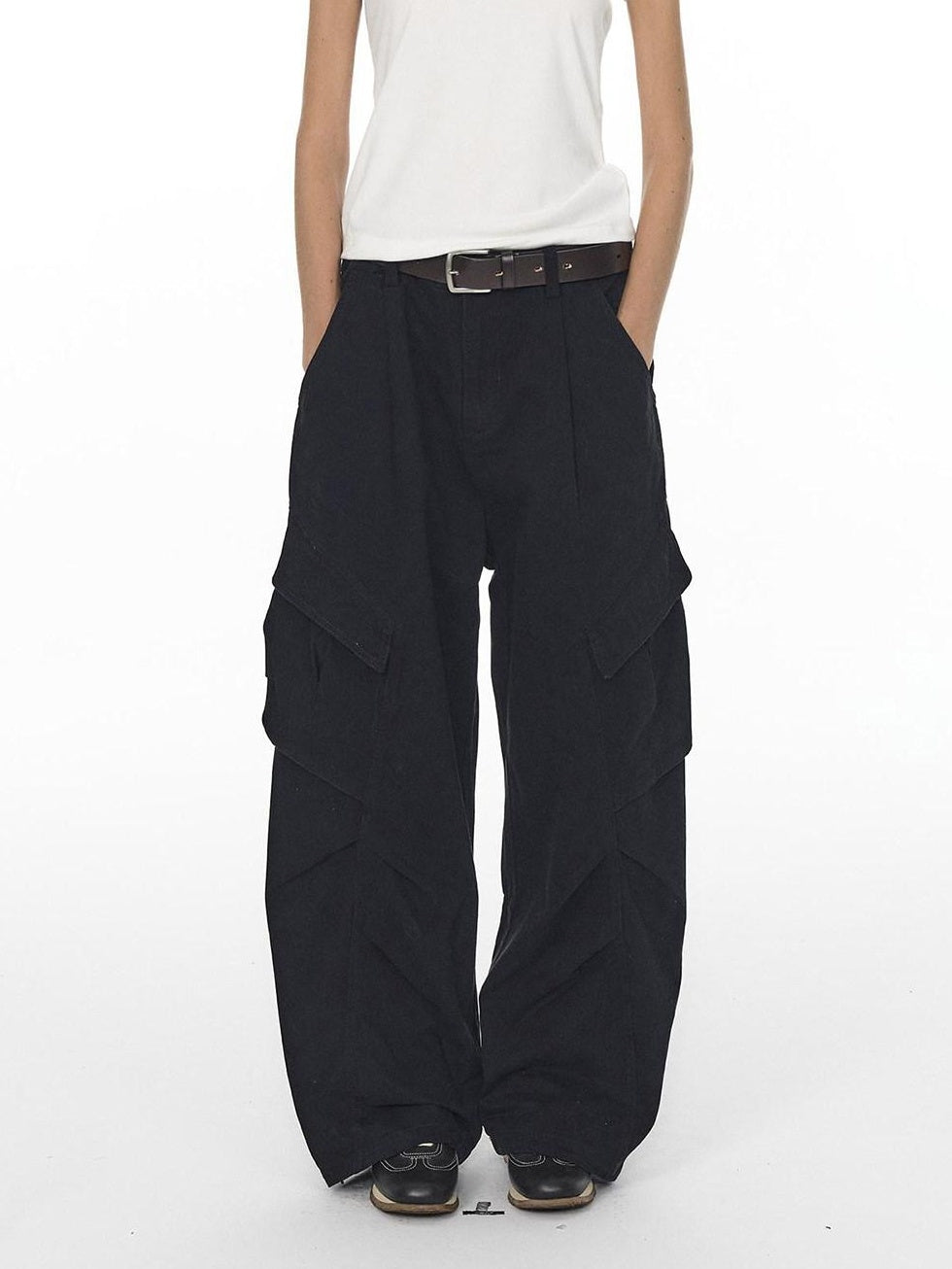 Country Moment Durable Cotton Loose Fit Workwear Button Fly Utility Pockets Cargo Pants
