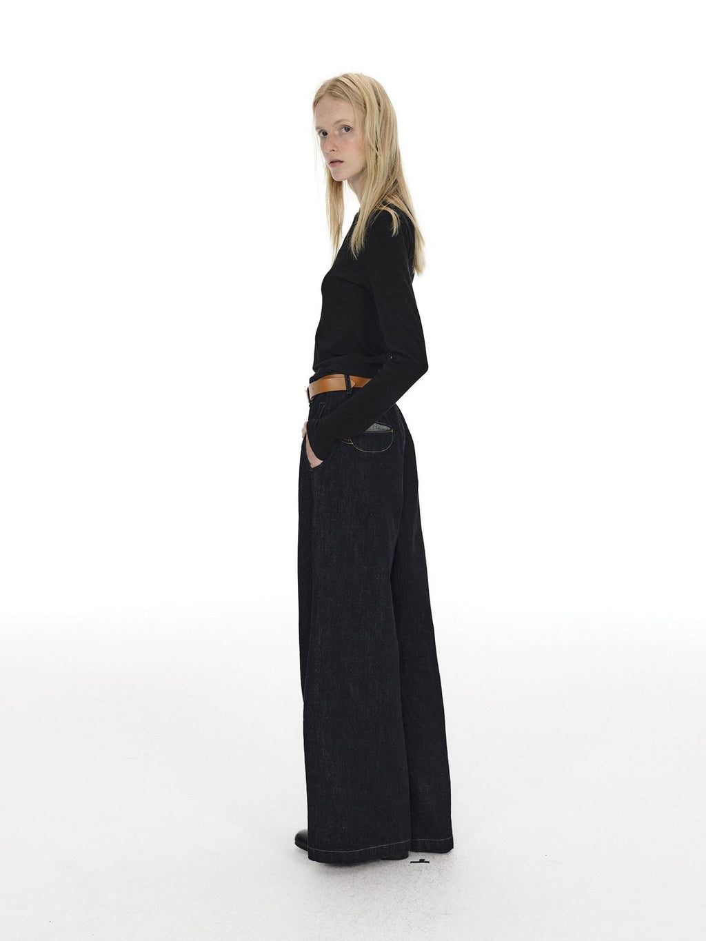 Country Moment Mid Rise Pure Cotton Raw Denim Casual Zip Fly Unisex Daily Wear Wide Leg Jeans