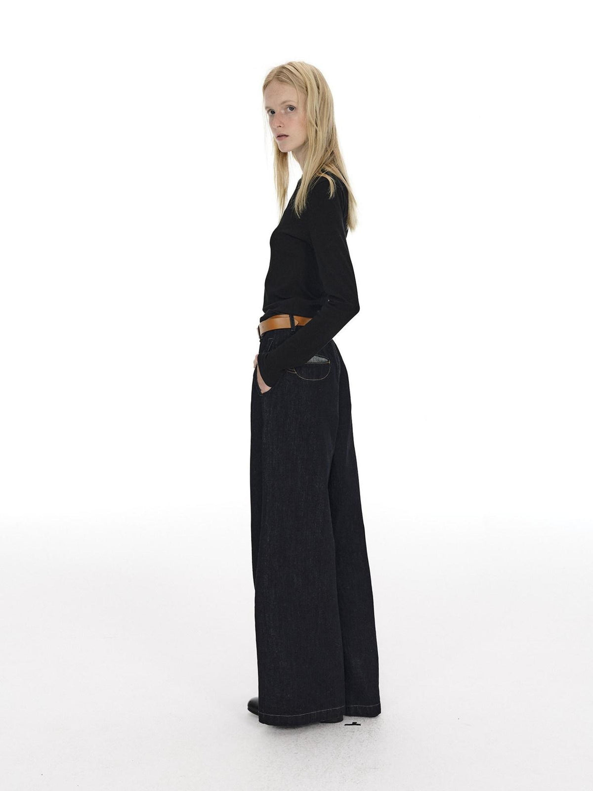 Country Moment Mid Rise Pure Cotton Raw Denim Casual Zip Fly Unisex Daily Wear Wide Leg Jeans