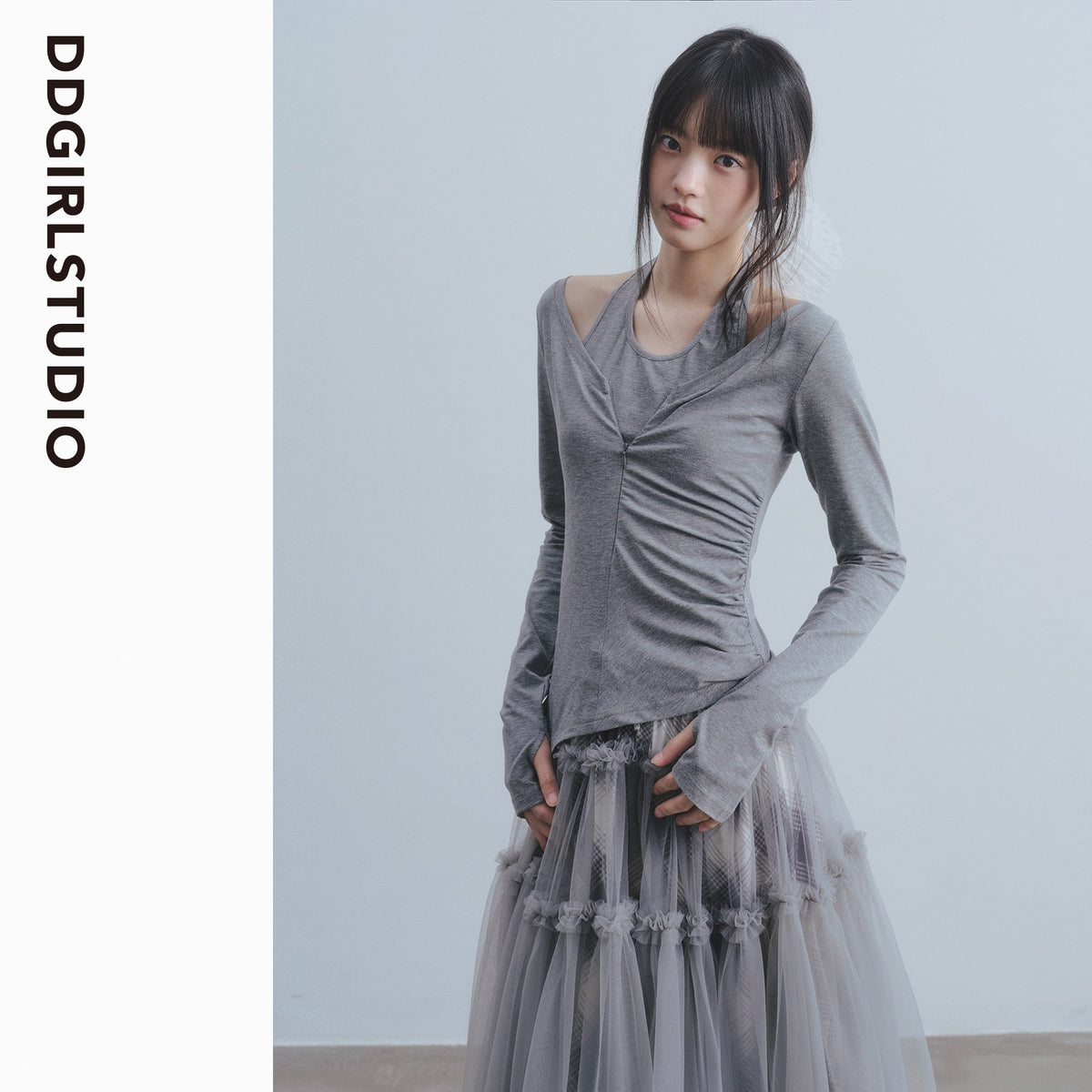 DDGIRL_studio_Breathable_Modal_Blend_Workwear_Slim_Layered_Women_Gray_Long_Sleeve_Crop_Tops_MISSTT