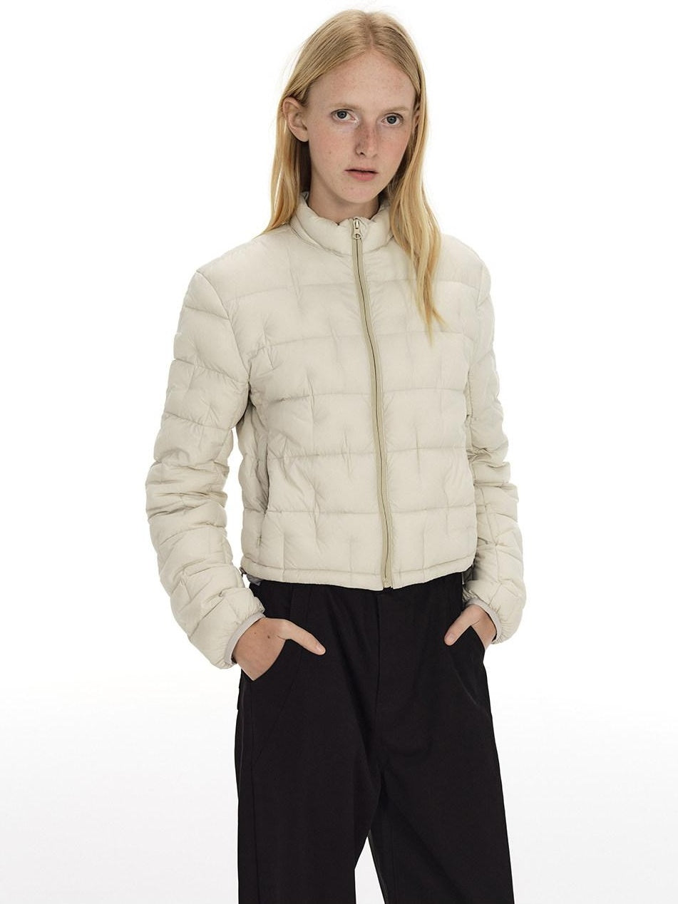 Country Moment 650Fp White Duck Down Waterproof Short Stand Collar Women Casual Down Jackets
