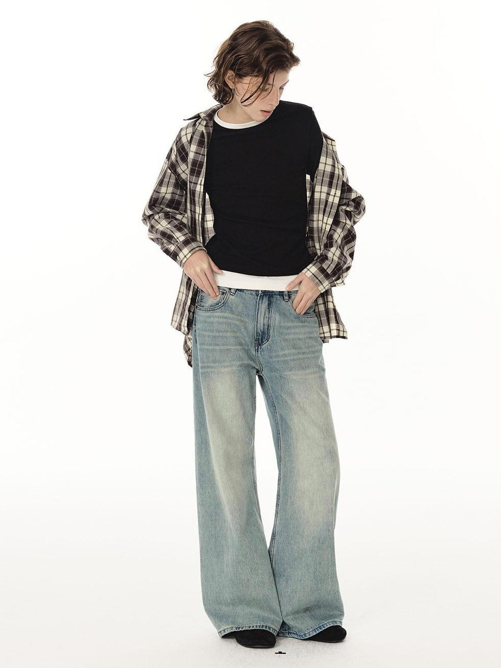 Country Moment Cotton Blend Slight Stretch Mid Rise Relaxed Light Wash Straight Leg Jeans