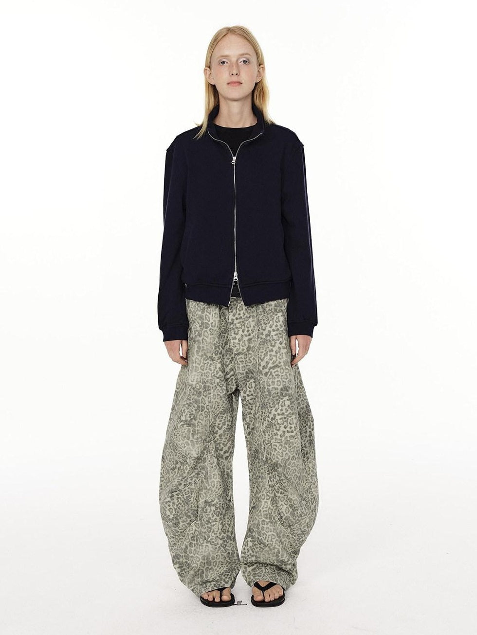 Country Moment 100% Cotton Mid Rise Relaxed Fit Leopard Print Zipper Fly Unisex Wide Leg Jeans