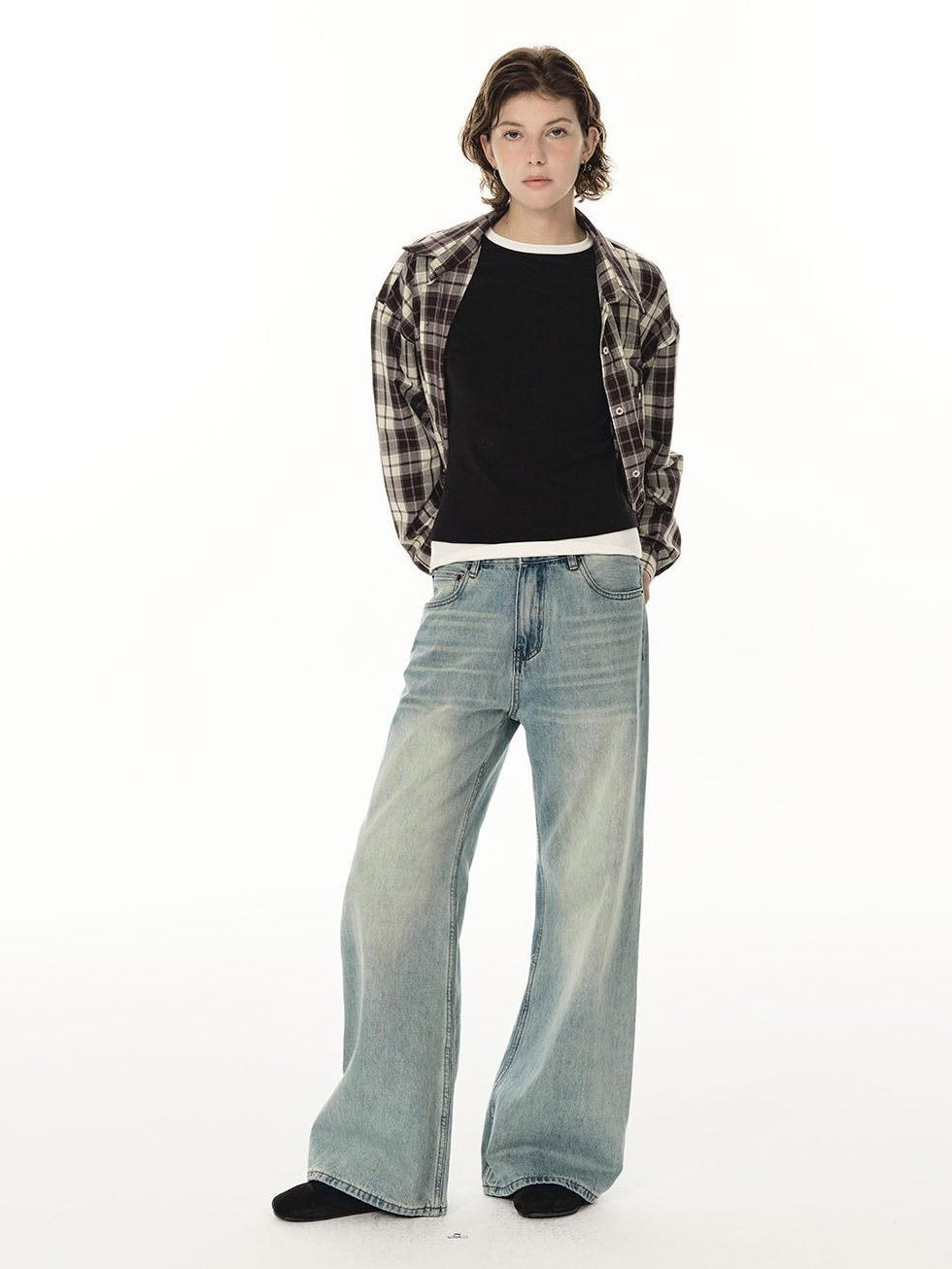 Country Moment Cotton Blend Slight Stretch Mid Rise Relaxed Light Wash Straight Leg Jeans