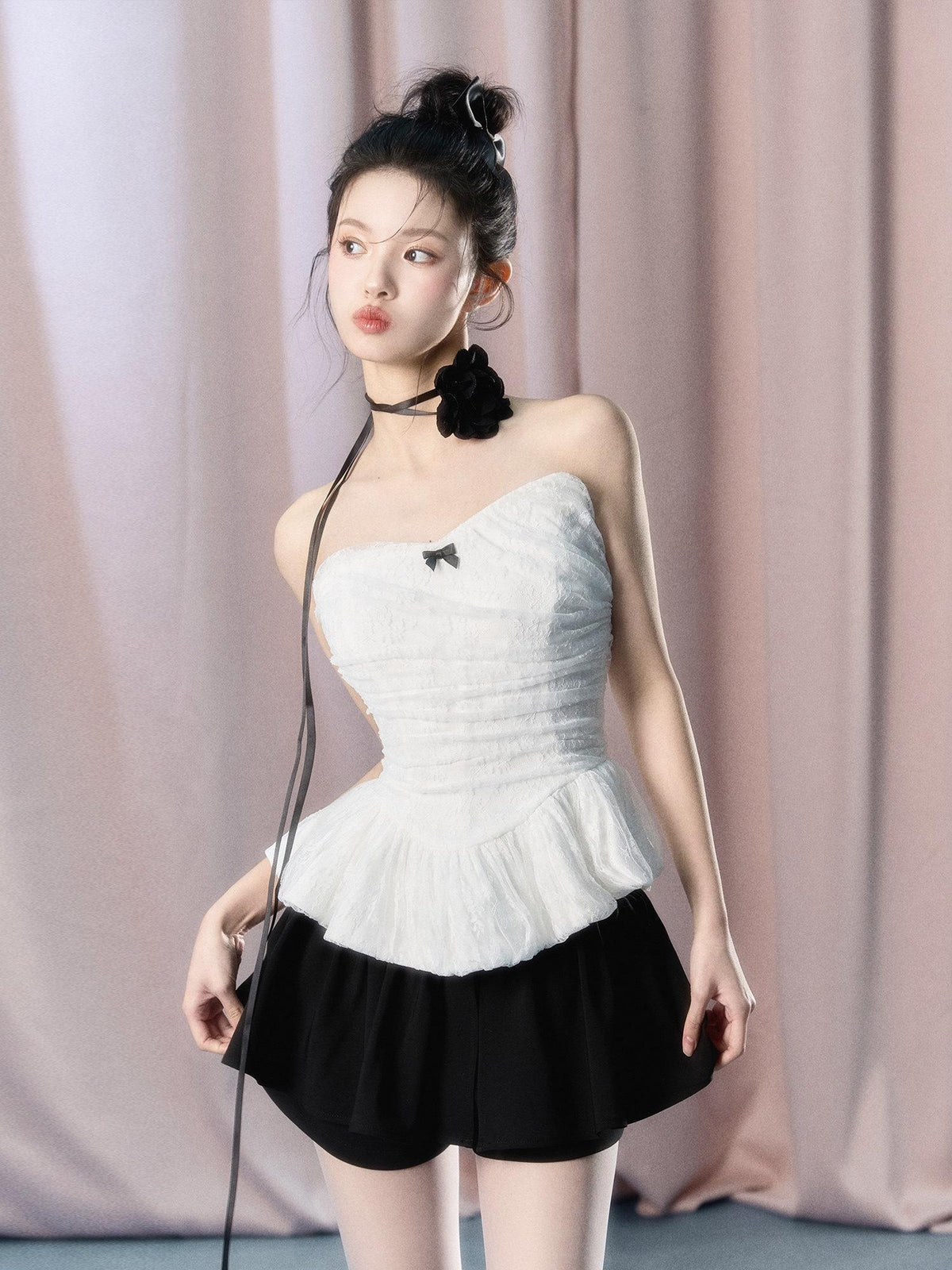 7 OAKMOO 3D Embellished Lace Slim Fit Design For Women Solid Tea Break White Tube Tops