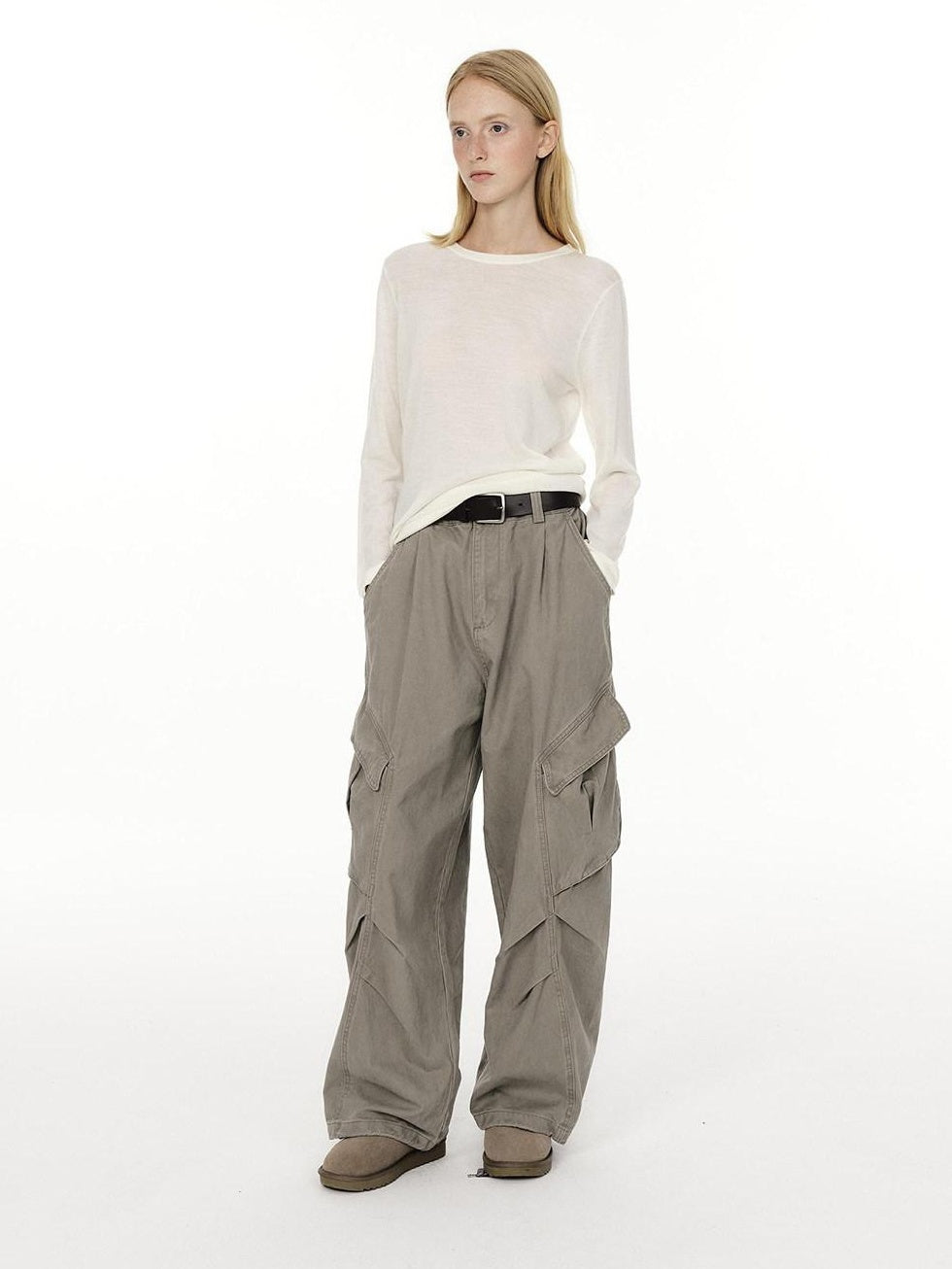 Country Moment Durable Cotton Loose Fit Workwear Button Fly Utility Pockets Cargo Pants