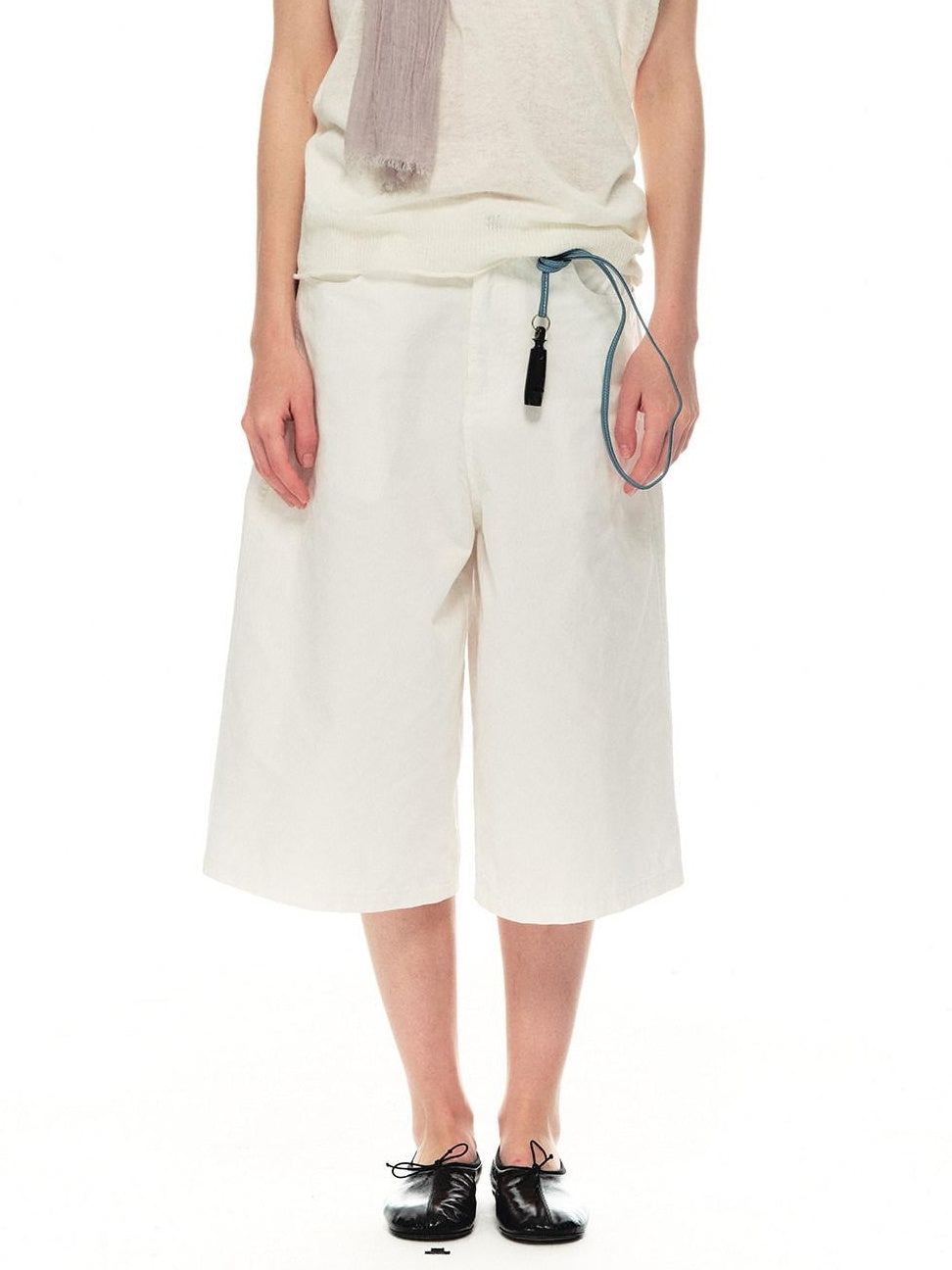 Country Moment Breathable Cotton Relaxed Fit Solid Mid Rise Unisex Casual Mid-Length Shorts