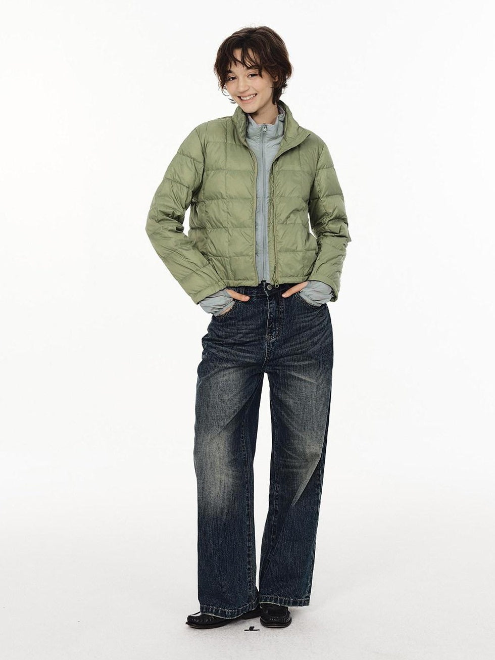 Country Moment Lightweight 650Fp White Duck Down Patchwork Short Stand Collar Women Down Jackets