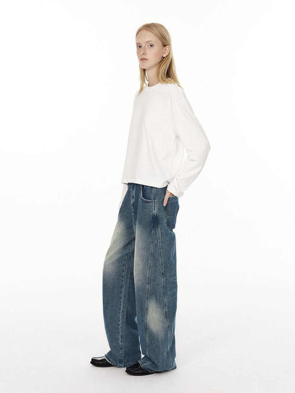 Country Moment Soft Cotton Blend Mid Rise Relaxed Vintage Gradient Blue Straight Leg Jeans