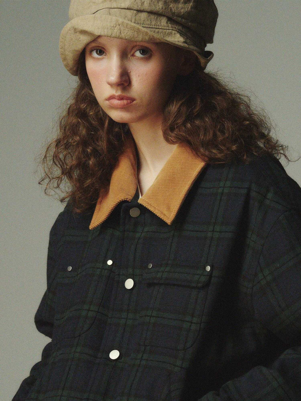 Country Moment Warm Insulated Loose Fit Plaid Cropped Teen Polyester Filled Puffer Jackets