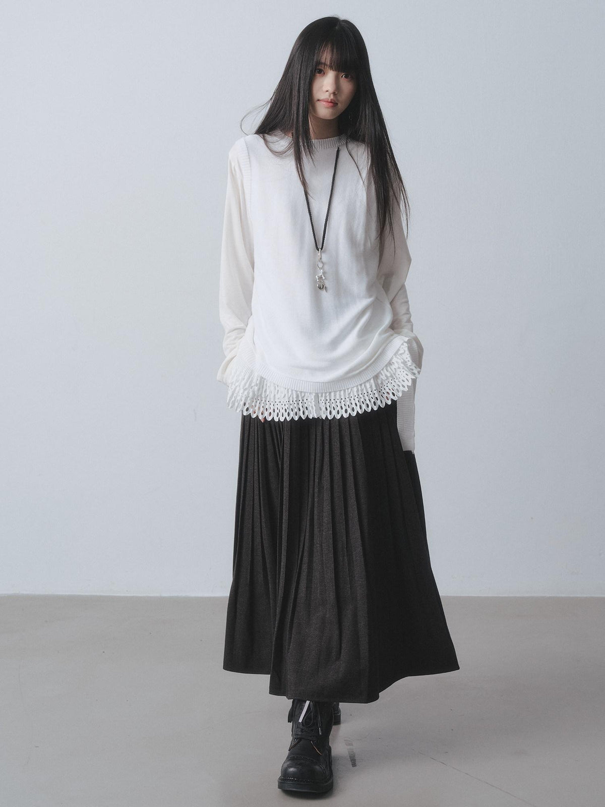 DDGIRL studio Soft Breathable V-neck Patchwork Loose Fit Women White Long Sleeve T-Shirts