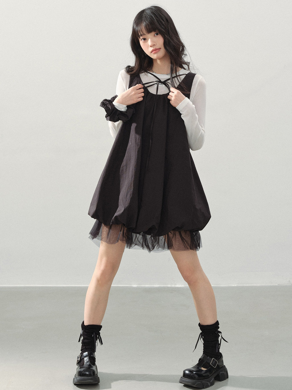 DDGIRL_studio_Sweet_Mesh_A_Line_Black_Loose_Waist_Bubble_Skirt_U_Neck_Work_Top_&_Skirt_Sets_MISSTT