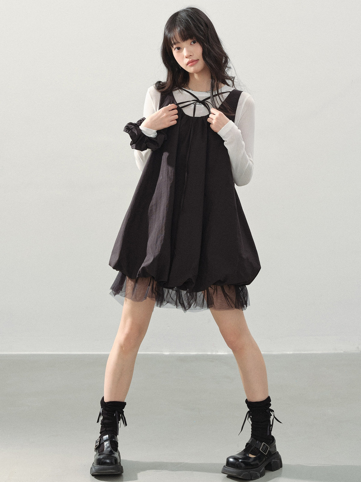 DDGIRL_studio_Sweet_Mesh_A_Line_Black_Loose_Waist_Bubble_Skirt_U_Neck_Work_Top_&_Skirt_Sets_MISSTT