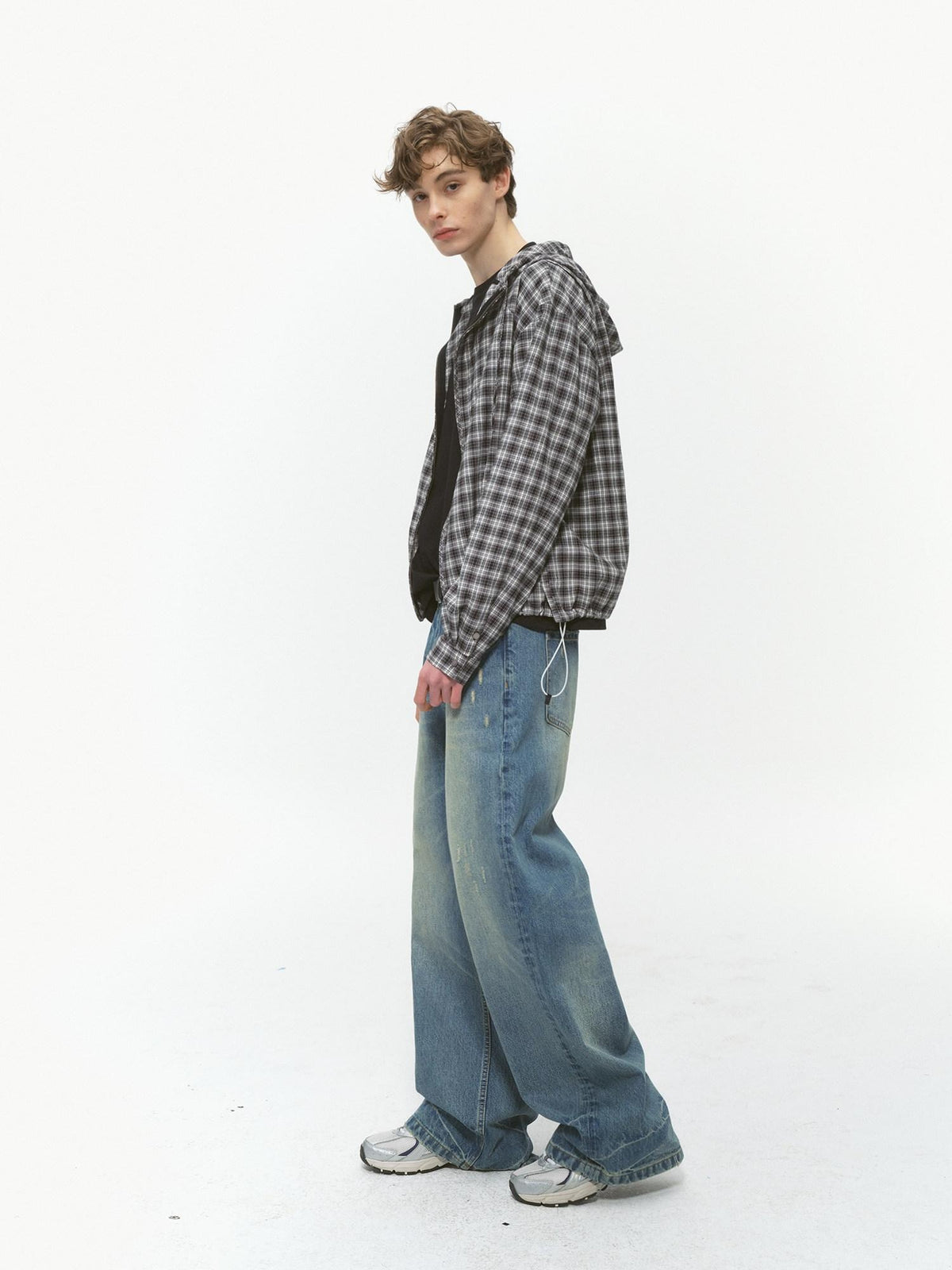 Country Moment Vintage Washed Gradient Mid Rise Distressed Casual Wide Leg Jeans