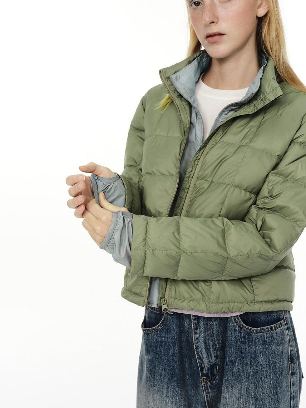 Country Moment Lightweight 650Fp White Duck Down Patchwork Short Stand Collar Women Down Jackets