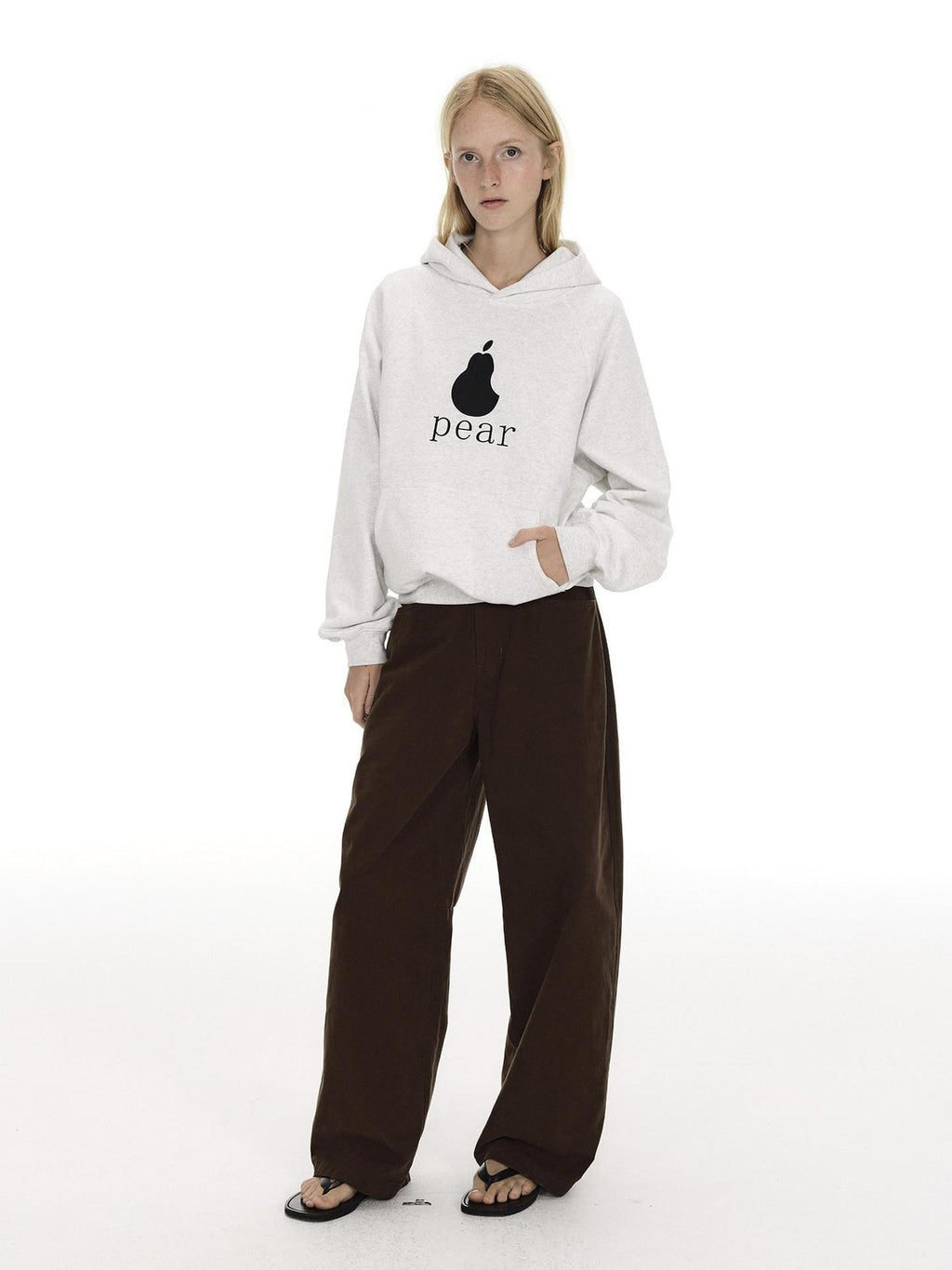 Country Moment Warm Pear Print Loose Fit Short Pullover Unisex Gray Cotton Blend Hoodie