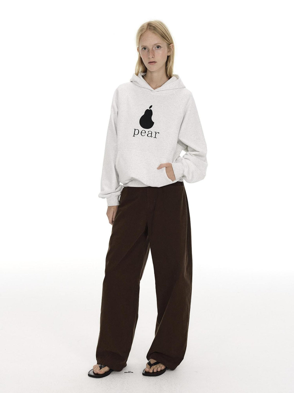 Country Moment Warm Pear Print Loose Fit Short Pullover Unisex Gray Cotton Blend Hoodie