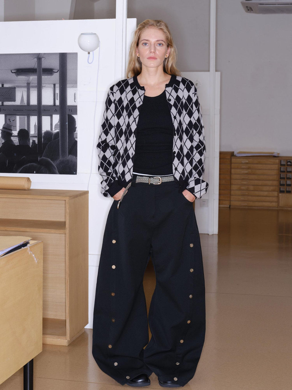 CasseSango Comfortable Loose Mid Rise Urban Chic Youth Everyday Solid Black Wide Leg Pants