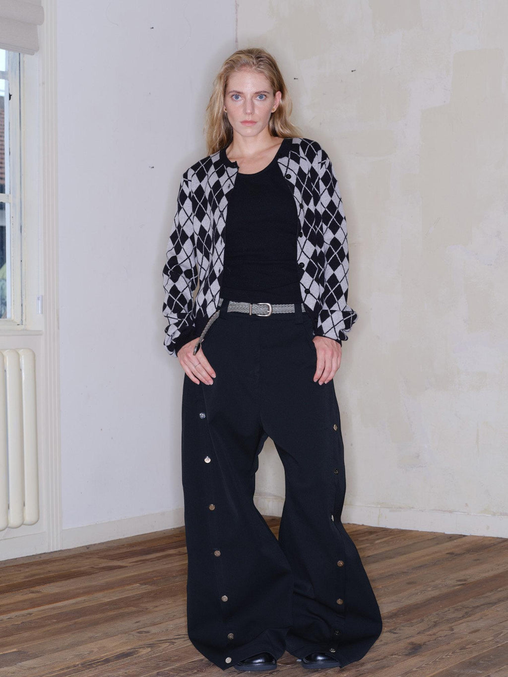 CasseSango Comfortable Loose Mid Rise Urban Chic Youth Everyday Solid Black Wide Leg Pants