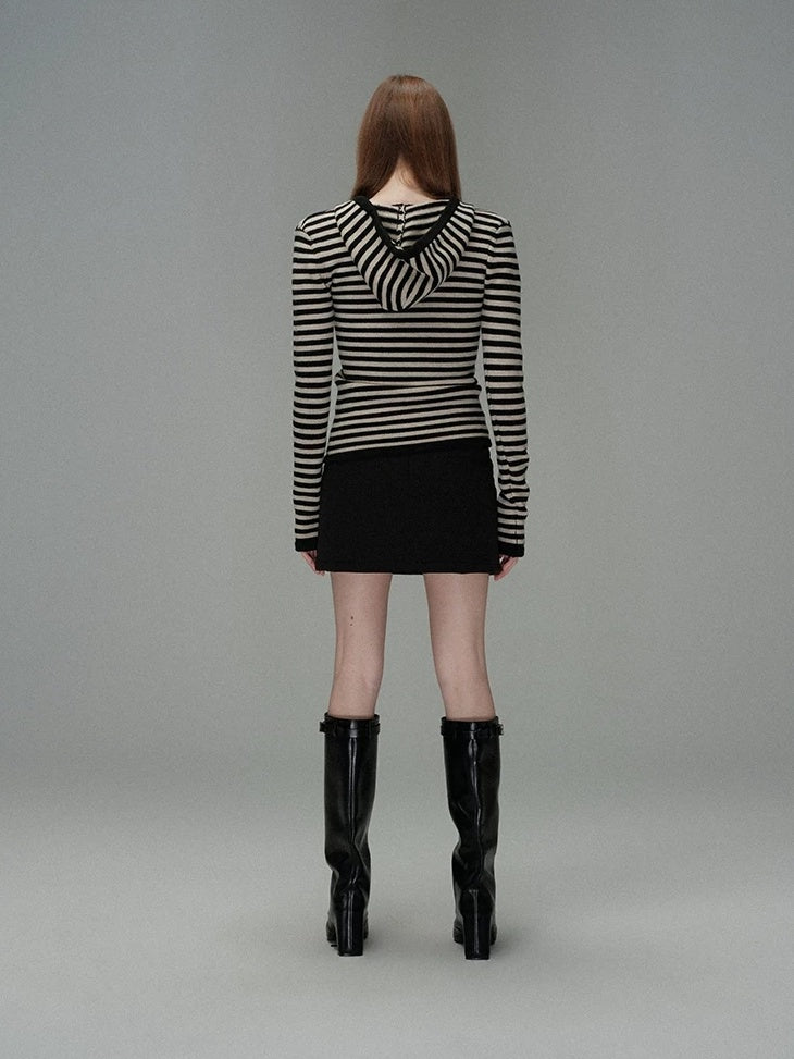 LoalaOffice Acrylic Slim Fit V Neck Button Black White Striped Long Sleeve Women Tops