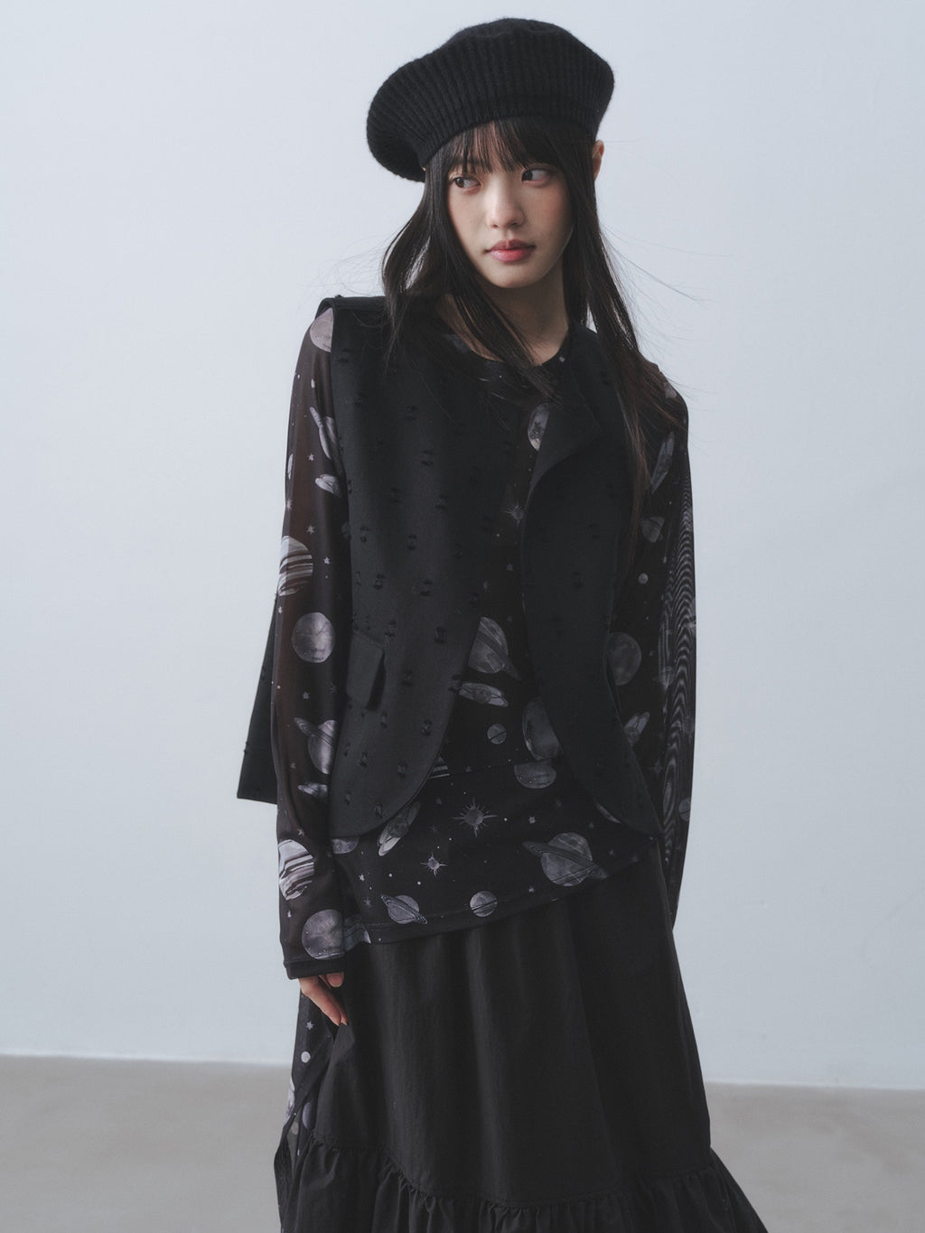 DDGIRL_studio_Lightweight_Hand_Distressed_Commuter_Loose_Fit_Student_Black_Flap_Pocket_Vests_MISSTT