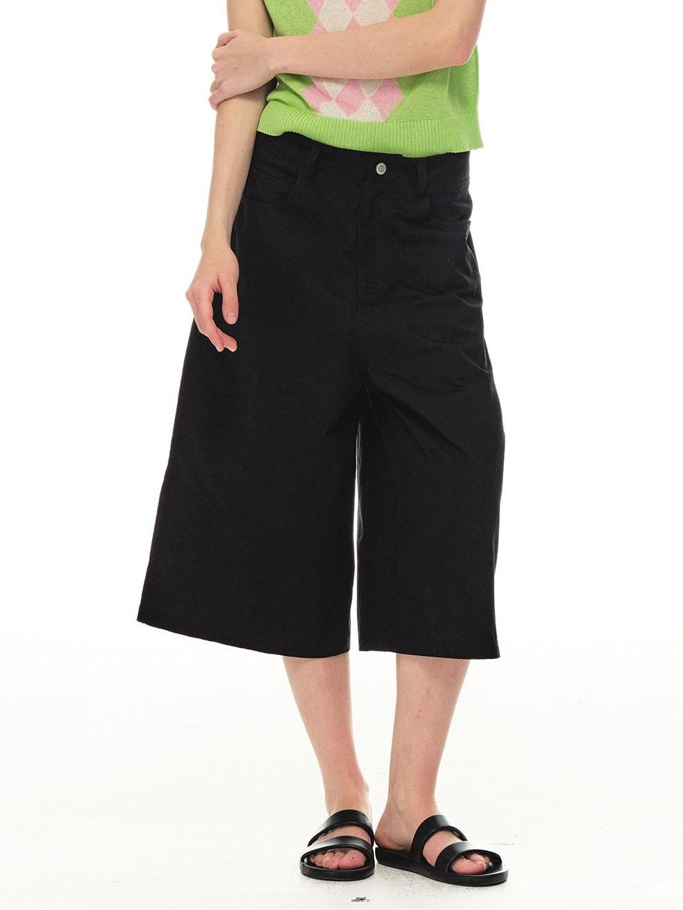 Country Moment Breathable Cotton Relaxed Fit Solid Mid Rise Unisex Casual Mid-Length Shorts