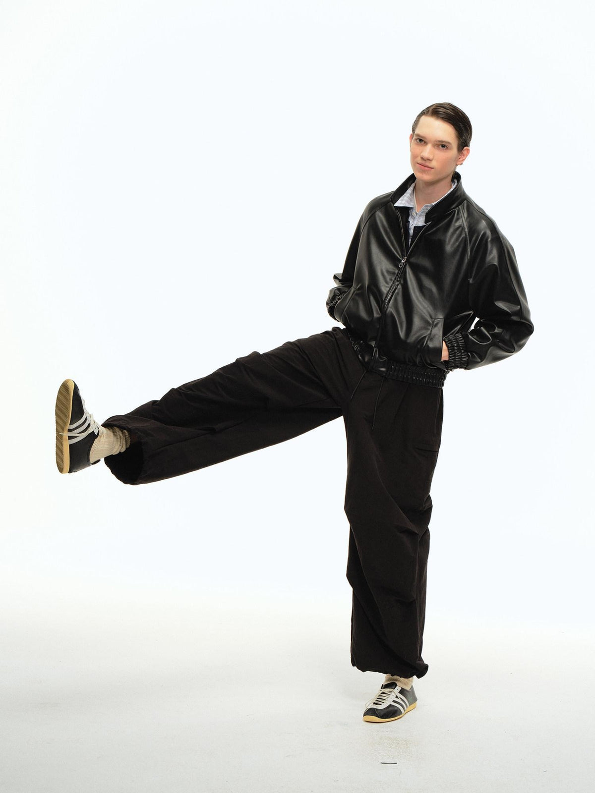 Country Moment Lightweight Nylon Blend Loose Fit Straight Leg Mid Rise Youth Black Cargo Pants