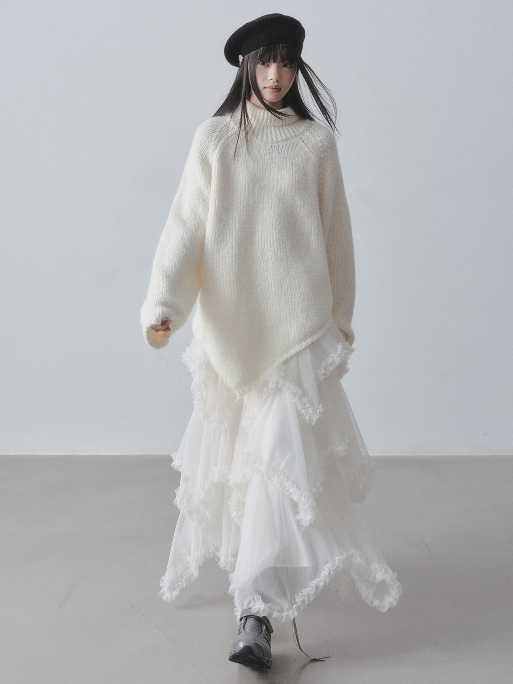 DDGIRL_studio_Soft_Thick_Asymmetric_Oversized_High_Neck_Commuter_Women_Iceland_Dream_Sweaters_MISSTT