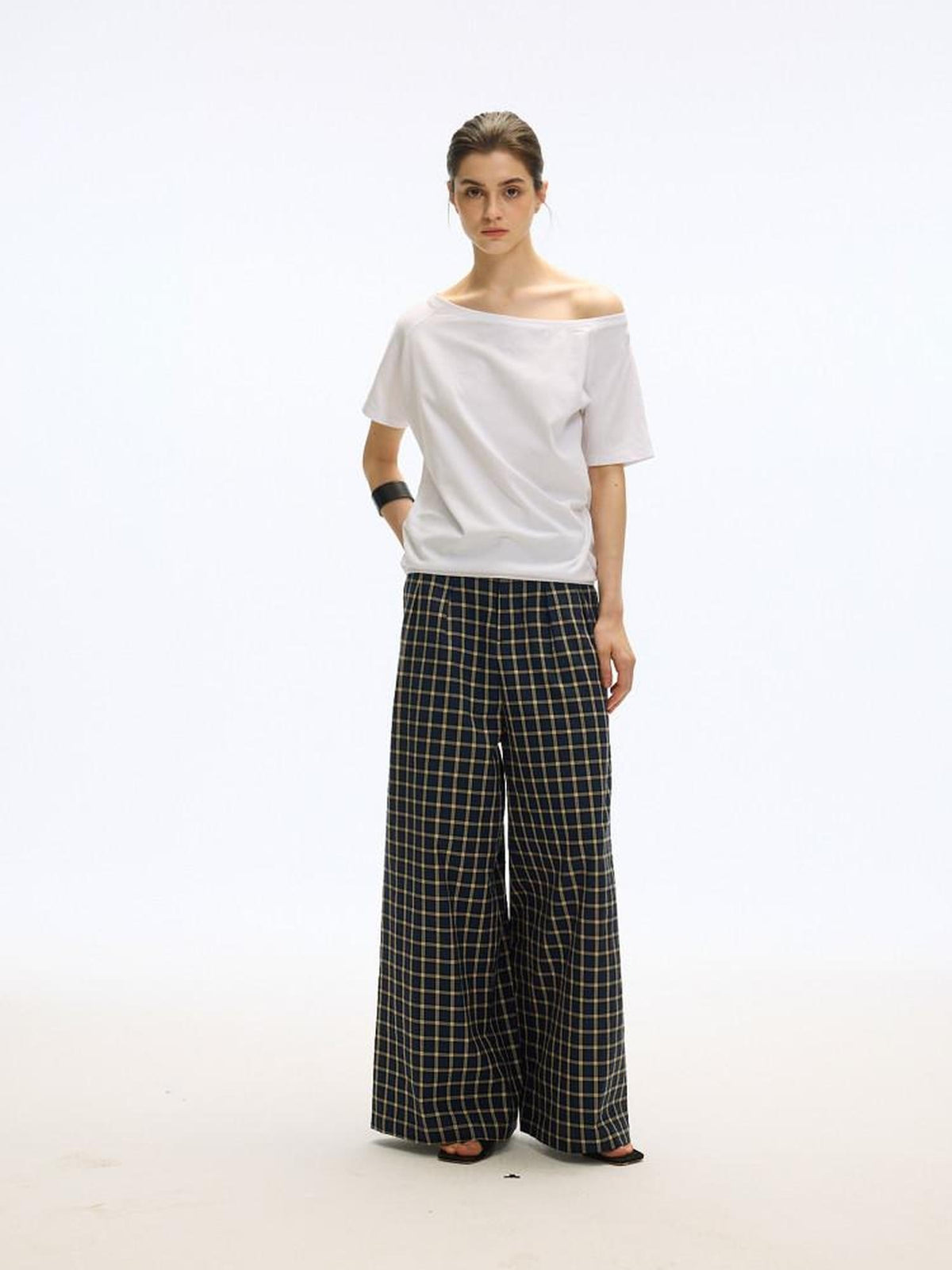 Country Moment Versatile Minimal Indigo Check Cotton Natural Waist Straight Wide Leg Pants