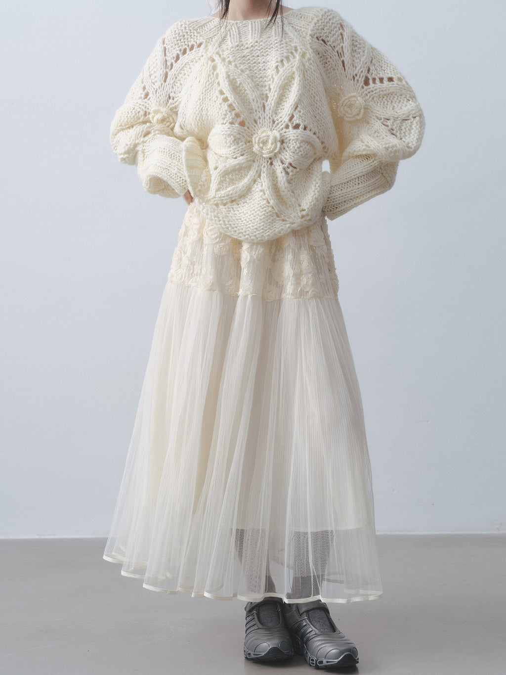 DDGIRL_studio_Shape_Retaining_High_Waist_A_Line_3D_Embellished_Lined_Off_White_Maxi_Skirts_MISSTT