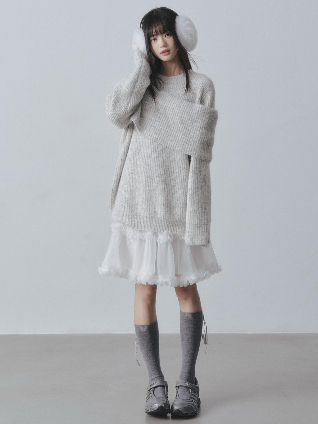 DDGIRL studio Ultra Soft Relaxed Patchwork Round Neck Women Light Gray Knit Sweaters
