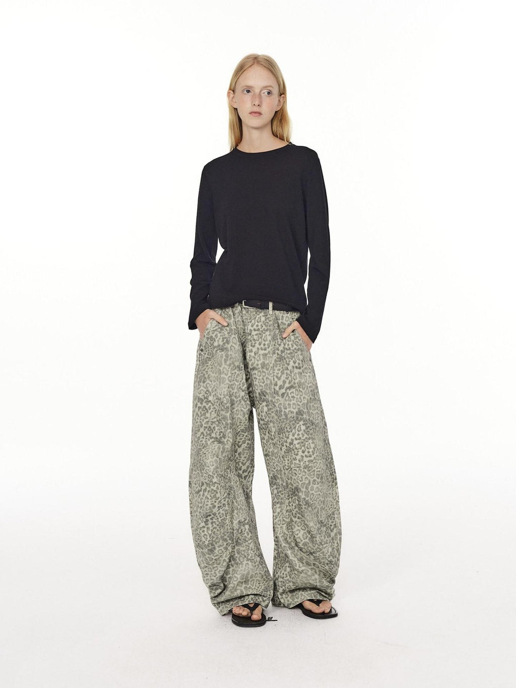 Country Moment 100% Cotton Mid Rise Relaxed Fit Leopard Print Zipper Fly Unisex Wide Leg Jeans