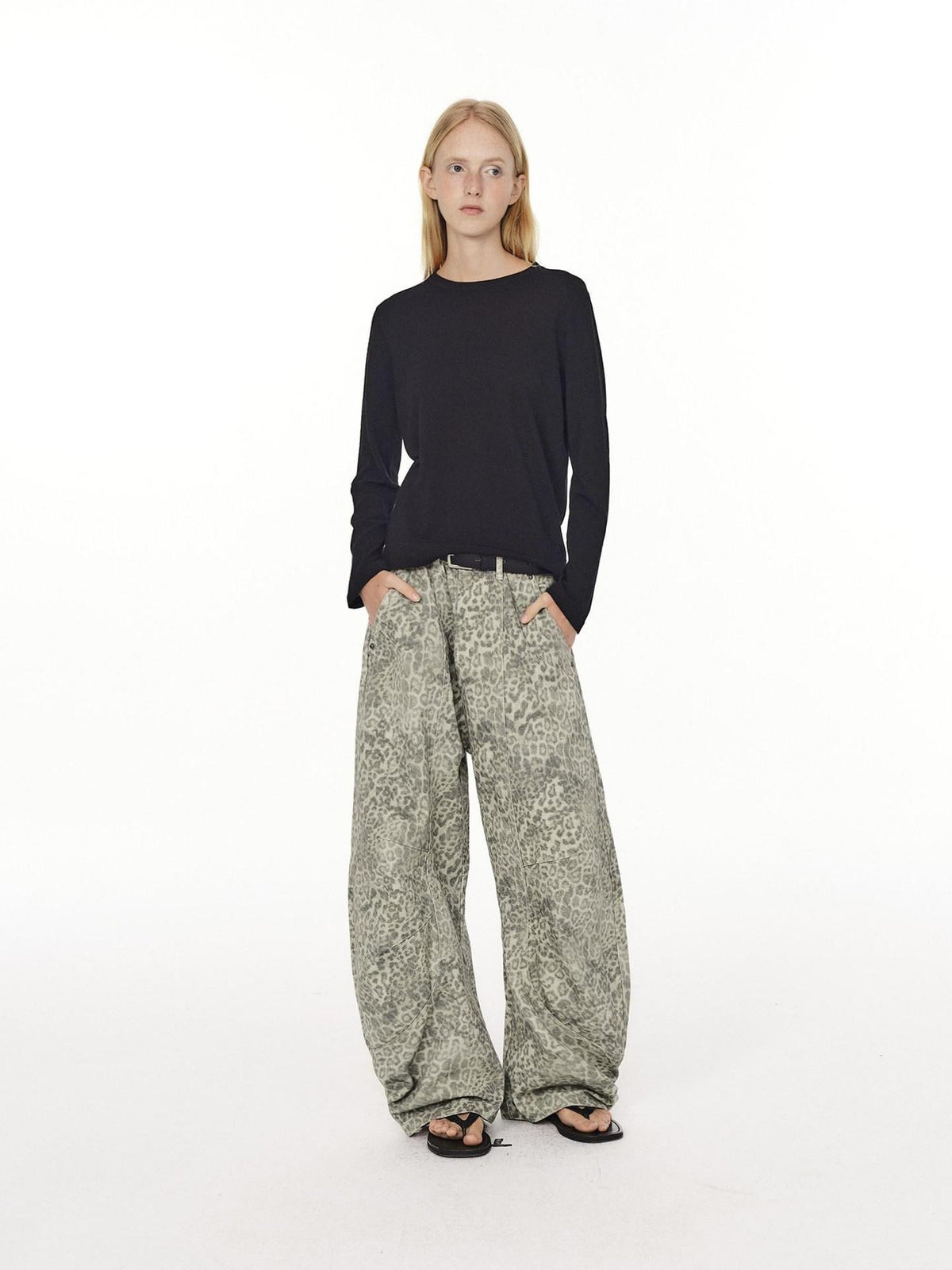 Country Moment 100% Cotton Mid Rise Relaxed Fit Leopard Print Zipper Fly Unisex Wide Leg Jeans